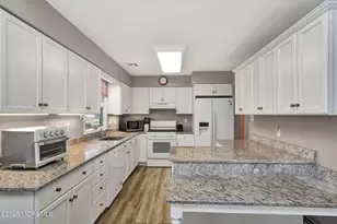 1541 Alpen Ln, Toms River Township, NJ 08755 - Photo 9