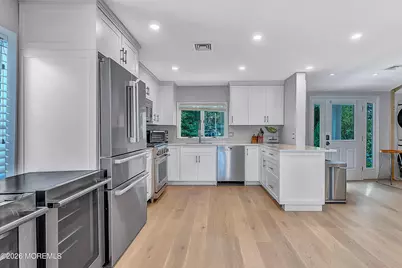 637 Beacon Boulevard, Sea Girt, NJ 08750 - Photo 9