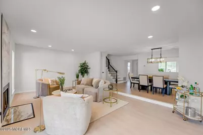 34 Portland Place, Morganville, NJ 07751 - Photo 15