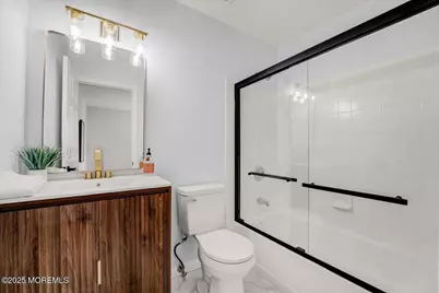 34 Portland Place, Morganville, NJ 07751 - Photo 23