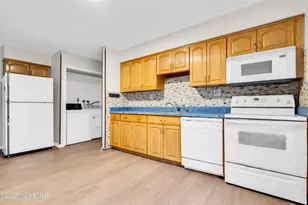 33 Poinsetta Ct, Lakewood, NJ 08701 - Photo 17