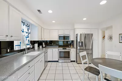 7 Regent Square, Jackson, NJ 08527 - Photo 3