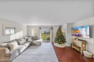 7 Basset Ct, Tinton Falls, NJ 07753 - Photo 19