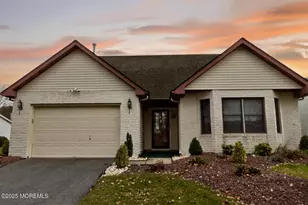 48 Coventry Terrace, Marlboro Township, NJ 07746 - Photo 21