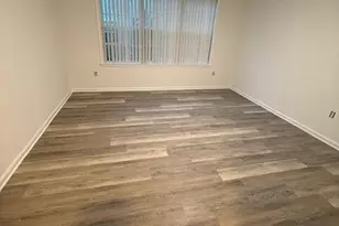 211 Mill Pond Wy, Eatontown, NJ 07724 - Photo 19