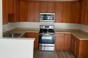 211 Mill Pond Wy, Eatontown, NJ 07724 - Photo 13