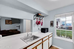 1703 Commons Dr, East Brunswick Township, NJ 08816 - Photo 17