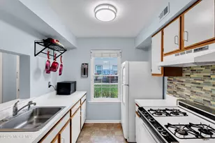 1703 Commons Dr, East Brunswick Township, NJ 08816 - Photo 15