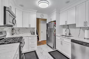 28 Aspen Ave, Englishtown, NJ 07726 - Photo 11