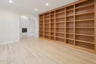 8 Aspen Ct, Holmdel, NJ 07733 - Photo 25