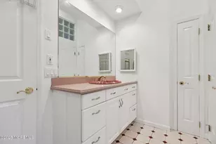 8 Aspen Ct, Holmdel, NJ 07733 - Photo 33