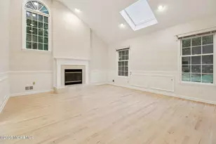 8 Aspen Ct, Holmdel, NJ 07733 - Photo 17