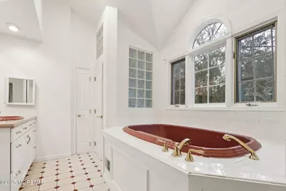 8 Aspen Court, Holmdel, NJ 07733 - Photo 31