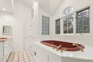 8 Aspen Ct, Holmdel, NJ 07733 - Photo 31