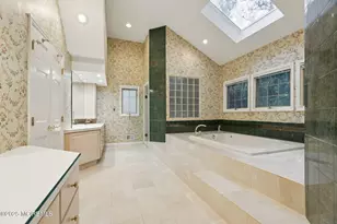 8 Aspen Ct, Holmdel, NJ 07733 - Photo 19