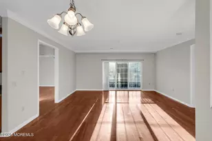 325 Regency Pl, Woodbridge Township, NJ 07095 - Photo 11