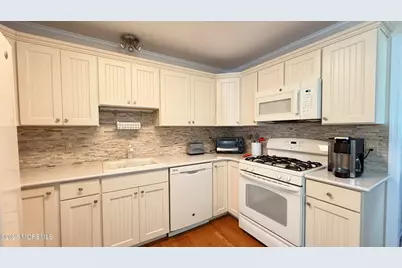 138 10th Avenue, Seaside Park, NJ 08752 - Photo 3