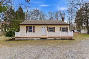 342 Colts Neck Rd, Farmingdale, NJ 07727 - Photo 1