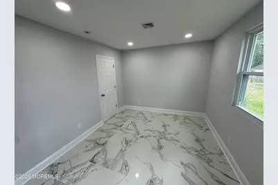 105 Floyd Lane, Little Egg Harbor, NJ 08087 - Photo 9