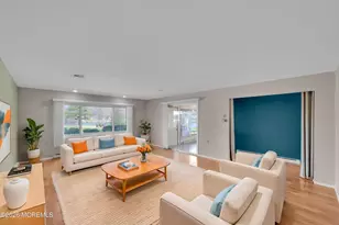 588A Lake Point Dr, Lakewood, NJ 08701 - Photo 5