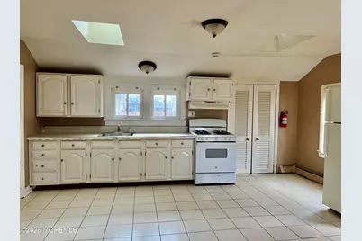 52 Shoreland Terrace, North Middletown, NJ 07748 - Photo 3