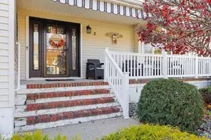 2 Columbia Dr, Tinton Falls, NJ 07724 - Photo 3