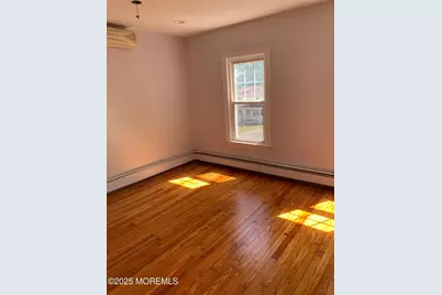 421 W Lincoln Avenue, Oakhurst, NJ 07755 - Photo 25