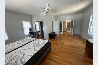 421 W Lincoln Avenue, Oakhurst, NJ 07755 - Photo 7