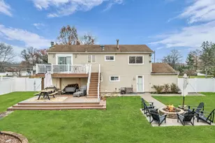 31 Winthrop Dr, Manalapan Township, NJ 07726 - Photo 5