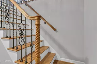 31 Winthrop Dr, Manalapan Township, NJ 07726 - Photo 15