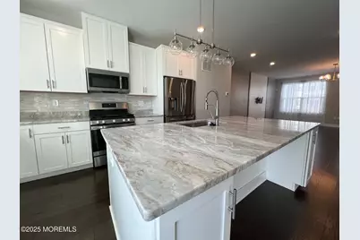 32 Mariveles Way, Tinton Falls, NJ 07724 - Photo 3