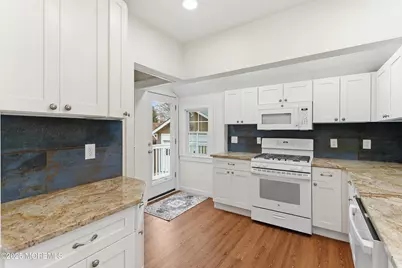 46 Highland Avenue, Leonardo, NJ 07737 - Photo 9