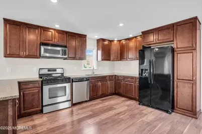 113 W Roberts Avenue, Wildwood, NJ 08260 - Photo 11