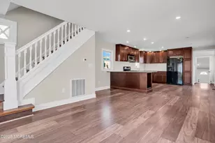 113 W Roberts Ave, Wildwood, NJ 08260 - Photo 7