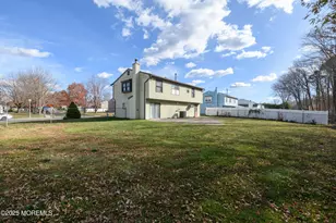 85 Starlight Rd, Howell Township, NJ 07731 - Photo 33