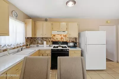 31 Charlotteville Drive S, Toms River Township, NJ 08757 - Photo 19