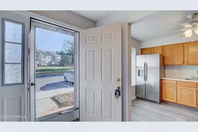 27 Haverford Court #7, Freehold, NJ 07728 - Photo 5