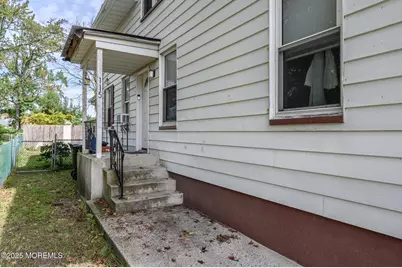 115 10th Street #11-113, Keansburg, NJ 07734 - Photo 3