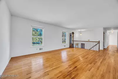 185 Ballantine Road, Middletown, NJ 07748 - Photo 15