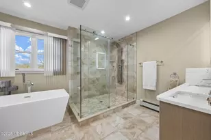 22 Denise Ct, Manalapan Township, NJ 07726 - Photo 41