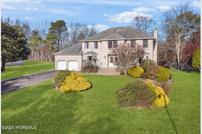 22 Denise Court, Manalapan Township, NJ 07726 - Photo 3