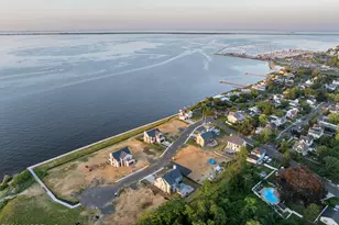 13 Brant Dr, Atlantic Highlands, NJ 07716 - Photo 3