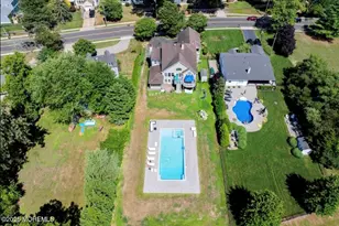 186 Whalepond Rd, Oakhurst, NJ 07755 - Photo 3