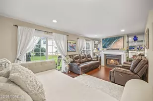 761 Banyan Ct, Morganville, NJ 07751 - Photo 9