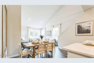 52 Victoria Gardens Square, Neptune Township, NJ 07753 - Photo 7