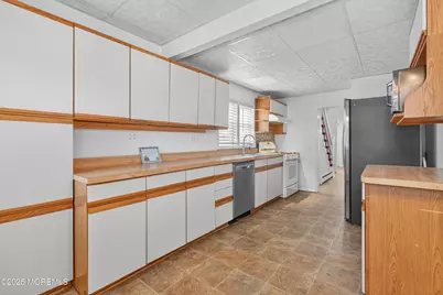 45 8th Street, Hazlet Township, NJ 07734 - Photo 7