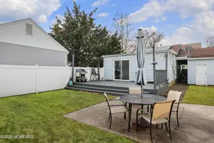 22 Carter Ave, North Middletown, NJ 07748 - Photo 17