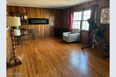 17 Emma Place, Eatontown, NJ 07724 - Photo 5