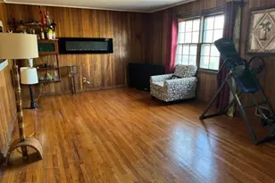 17 Emma Pl, Eatontown, NJ 07724 - Photo 5