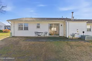 7 Nebraska Dr, Matawan, NJ 07747 - Photo 21